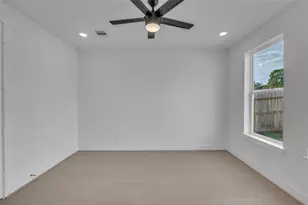 4320 Avron Dr, Stafford, TX 77477 - Photo 25