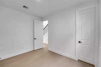 4320 Avron Drive, Stafford, TX 77477 - Photo 11