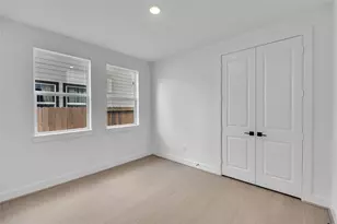 4320 Avron Dr, Stafford, TX 77477 - Photo 9