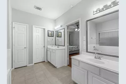 2507 Stonebury Lane, Sugar Land, TX 77479 - Photo 19