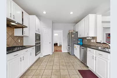 2507 Stonebury Lane, Sugar Land, TX 77479 - Photo 7