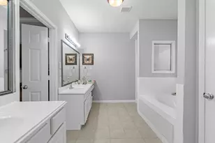 2507 Stonebury Ln, Sugar Land, TX 77479 - Photo 13