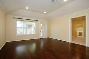 422 Cherry Laurel Dr, Tomball, TX 77375 - Photo 11
