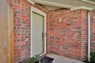 422 Cherry Laurel Dr, Tomball, TX 77375 - Photo 5
