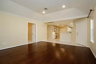 422 Cherry Laurel Dr, Tomball, TX 77375 - Photo 9
