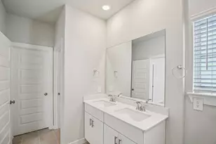 555 Avisa Dr, Kemah, TX 77565 - Photo 35