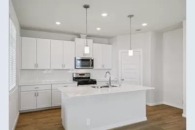 555 Avisa Drive, Kemah, TX 77565 - Photo 7