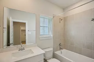 555 Avisa Dr, Kemah, TX 77565 - Photo 27