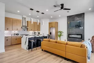 2711 Berry St, Houston, TX 77004 - Photo 5