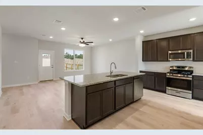 208 New Dawn Trail, Huntsville, TX 77320 - Photo 15