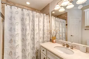 1916 W Bell St, Houston, TX 77019 - Photo 15