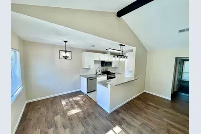 308 E Dumble Street, Alvin, TX 77511 - Photo 9