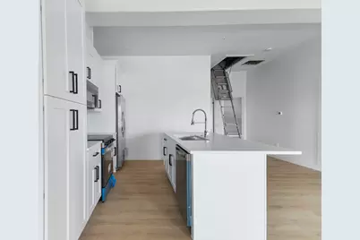 1325 35th Street #4, Galveston, TX 77551 - Photo 11