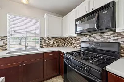 6002 Villa Hills Drive, Houston, TX 77066 - Photo 19