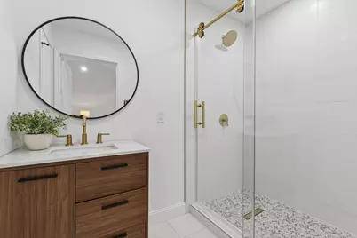 6207 Rollingbrook Drive, Houston, TX 77096 - Photo 19