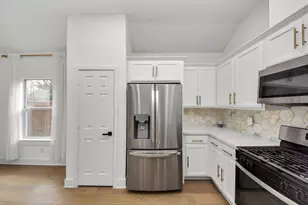 2311 Canfield St, Houston, TX 77004 - Photo 11