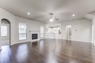 2003 Doolan Dr, Conroe, TX 77301 - Photo 11