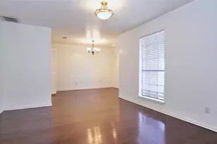 2915 Mesquite Dr, Sugar Land, TX 77479 - Photo 5