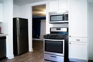 5211 Myrtlewood St, Houston, TX 77033 - Photo 3