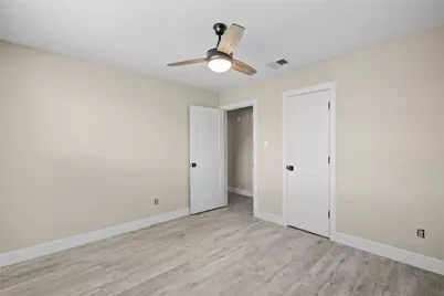 9402 Val Verde Street, Houston, TX 77063 - Photo 23