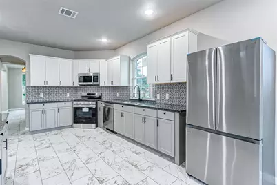1026 Riverchase Drive, Richmond, TX 77469 - Photo 15