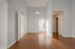 9809 Richmond Ave, Houston, TX 77042 - Photo 11