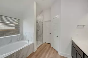 13926 Baikal Mnr Dr, Santa Fe, TX 77510 - Photo 35