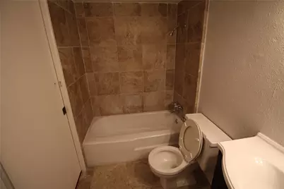 8277 Kingsbrook Road #255, Houston, TX 77024 - Photo 21