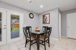 13510 Naples Bridge Rd, Sugar Land, TX 77498 - Photo 17