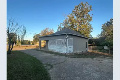 511 Thomas Street, Center, TX 75935 - Photo 3