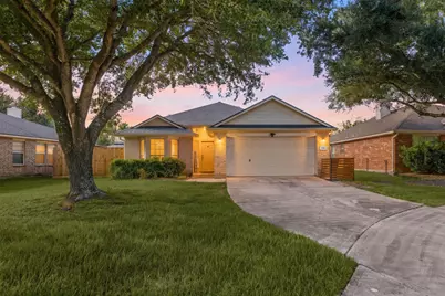 2810 Brookmist Lane, Dickinson, TX 77539 - Photo 1