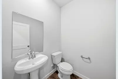 302 Amy Street, Angleton, TX 77515 - Photo 5