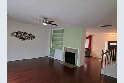 2715 Riverhollow Lane, Sugar Land, TX 77479 - Photo 9