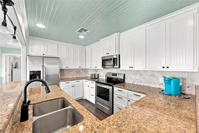 90 Private Road 638 #90, Matagorda, TX 77457 - Photo 9