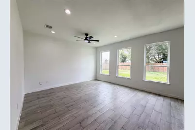 6711 Rowell Court, Houston, TX 77489 - Photo 3