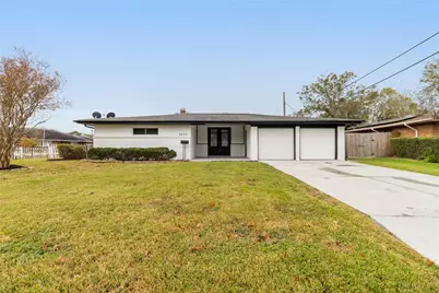 2435 9th Street N, Texas City, TX 77590 - Photo 1