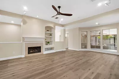 2038 Crisfield Drive, Sugar Land, TX 77479 - Photo 9