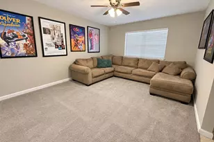 604 Linda Ln, Alvin, TX 77511 - Photo 3