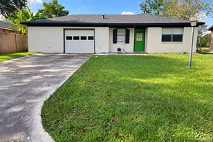 604 Linda Ln, Alvin, TX 77511 - Photo 1