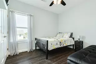 12940 John Reynolds Rd, Galveston, TX 77554 - Photo 35