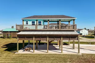 109 Ocean Tide Dr, Crystal Beach, TX 77650 - Photo 5