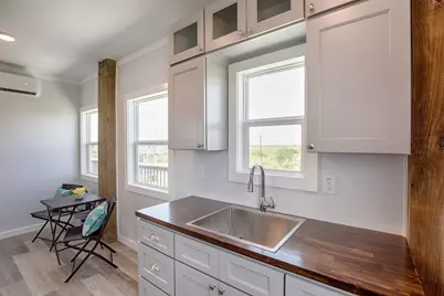 109 Ocean Tide Drive, Crystal Beach, TX 77650 - Photo 17