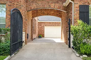 4514 Village Forest Dr, Sugar Land, TX 77479 - Photo 37