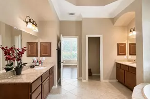 4514 Village Forest Dr, Sugar Land, TX 77479 - Photo 7
