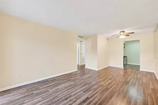 3919 Fairmont Pkwy, Pasadena, TX 77504 - Photo 5