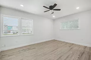 2005 Mary Moody Northen Blvd, Galveston, TX 77551 - Photo 23