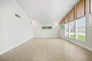 2005 Mary Moody Northen Blvd, Galveston, TX 77551 - Photo 5