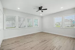 2005 Mary Moody Northen Blvd, Galveston, TX 77551 - Photo 15