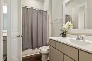 50 Wyatt Oaks Dr, The Woodlands, TX 77375 - Photo 29