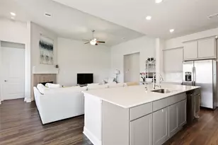 50 Wyatt Oaks Dr, The Woodlands, TX 77375 - Photo 17